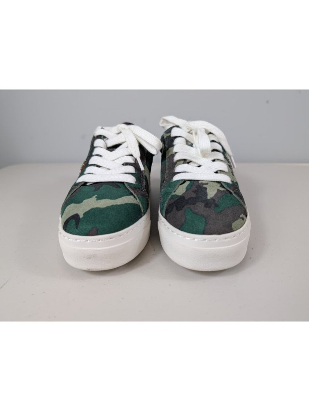 Kurt Geiger Brixton eye camouflage sneakers women's size 6